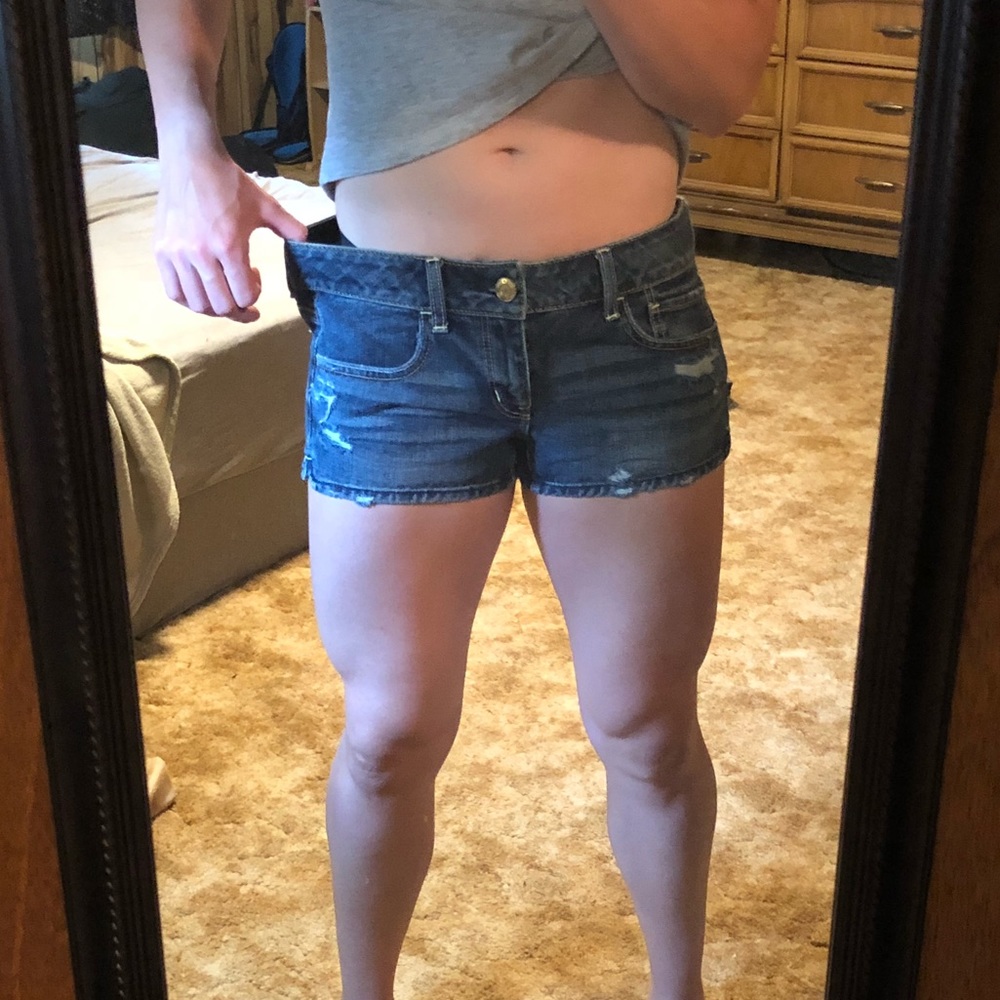 American Eagle dark Jean shorts size 6